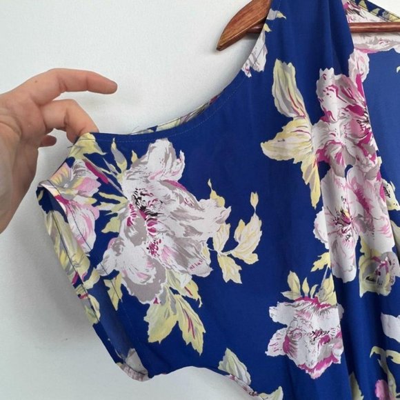 ASTR The Label Surplice cold shoulder v-neckline floral romper size M - Picture 4 of 11